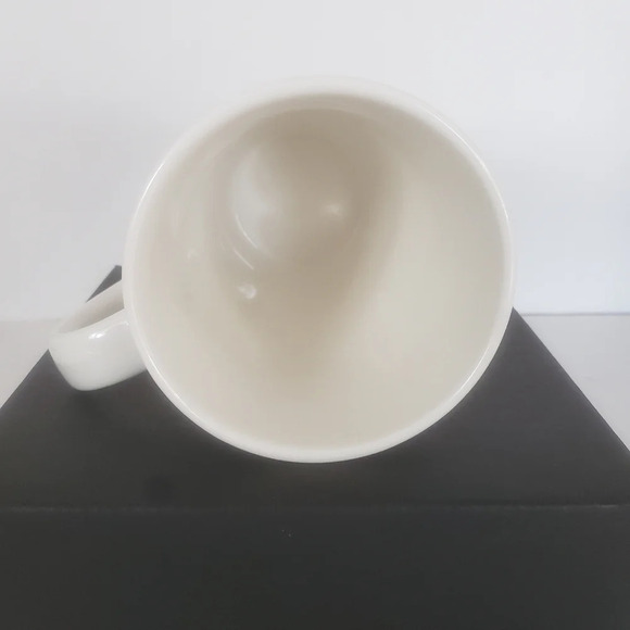 Starbucks  18 oz Tall Christmas Holiday Coffee Mug. - Picture 6 of 8